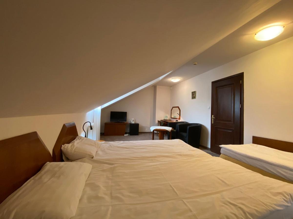 Hotel Grant Krynica Zdroj Eksteriør bilde