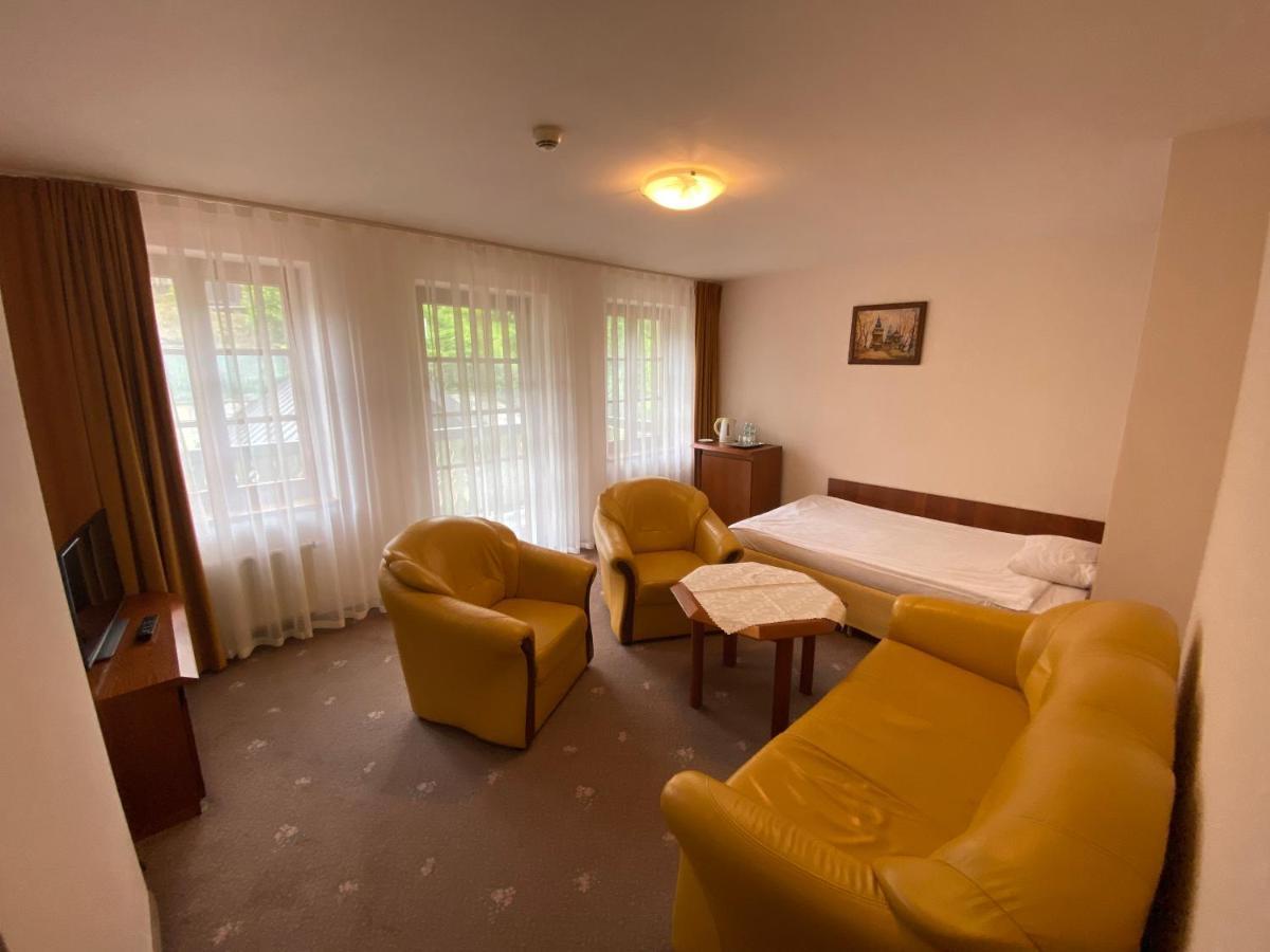 Hotel Grant Krynica Zdroj Eksteriør bilde