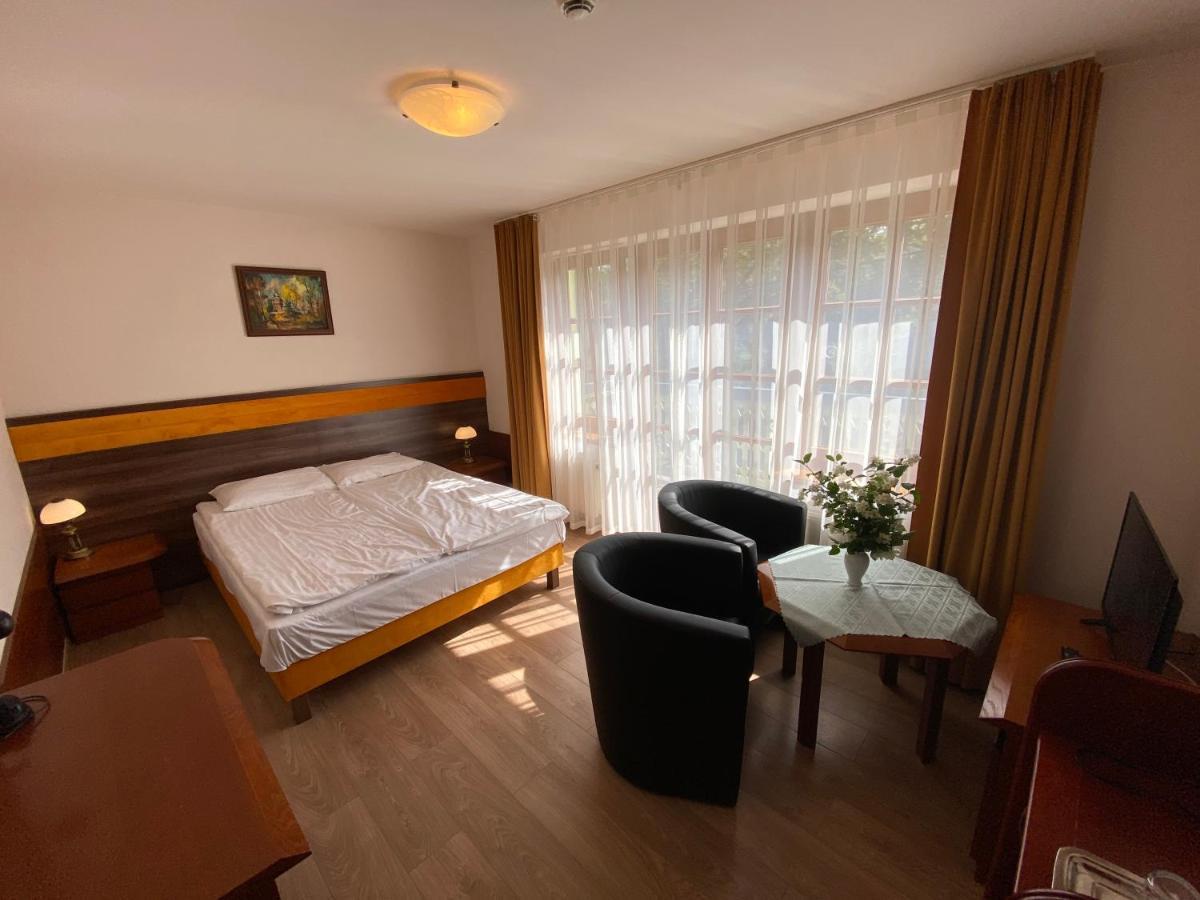 Hotel Grant Krynica Zdroj Eksteriør bilde