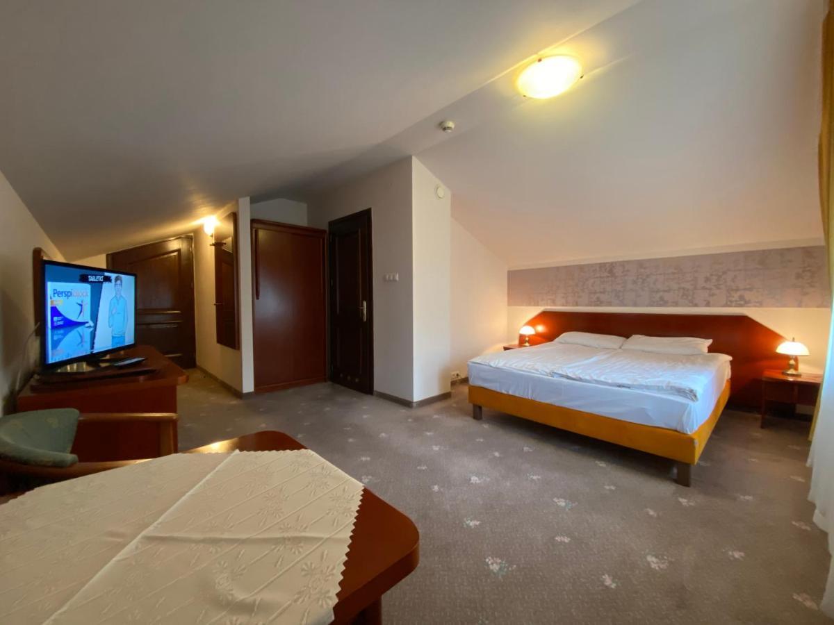 Hotel Grant Krynica Zdroj Eksteriør bilde