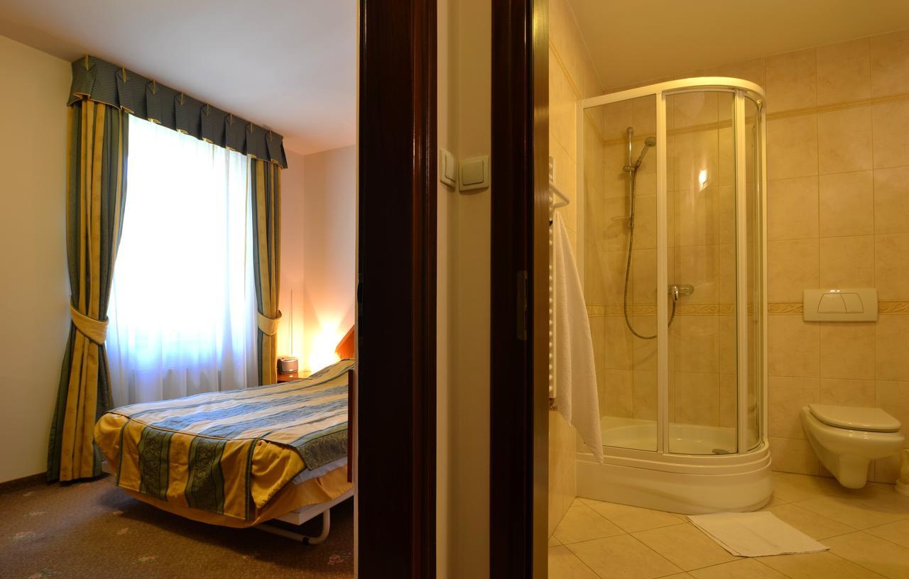 Hotel Grant Krynica Zdroj Eksteriør bilde