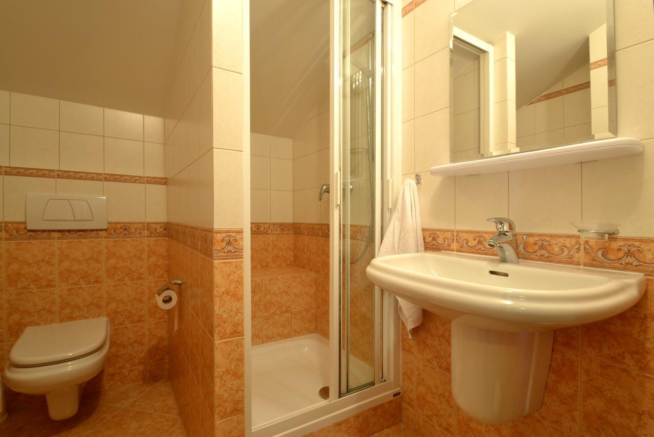 Hotel Grant Krynica Zdroj Eksteriør bilde